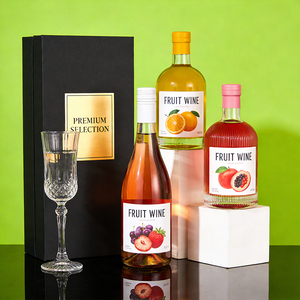 Botella de Vidrio Transparente Redonda de 250 ml con Tapa de Rosca Segura para Jugos de Frutas, Vino Casero, Bebidas de Sandía y Cereza - Product Image 4
