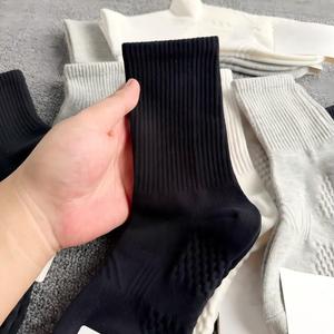Men's Solid Color Athletic Socks Crew Length Sweat Absorbent Massage Sole Daily Casual Wear - Product Image 2