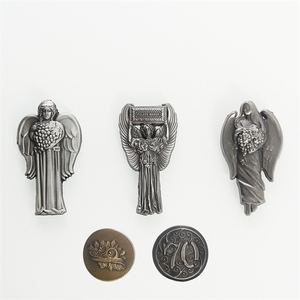 OEM/ODM Logo personalizzato Retro carrozza stampata in rilievo adesivi in metallo 3D etichette in alluminio per la promozione del <span class=keywords><strong>profumo</strong></span> di vino timbratura a caldo - Product Image 6