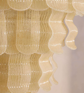 Lampadario in Vetro Artigianale Stile Nordico, Ideale per Salotti Familiari, Hotel e Sale da Pranzo - Product Image 4