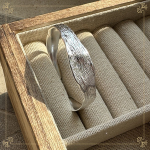 S925 Sterling Silver Retro Kết Cấu Cuff Vòng Đeo Tay Hàn Quốc Phong Cách Thời Trang Bangle Với Thiết Kế Độc Đáo Bán Buôn Đồ Trang Sức - Product Image 3