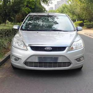 <span class=keywords><strong>2011</strong></span> <span class=keywords><strong>Ford</strong></span> <span class=keywords><strong>Focus</strong></span> Luxury Edition 1.8L automatique d'occasion vieille voiture toit ouvrant panoramique sièges en cuir direction hydraulique croisière FWD vente - Product Image 3