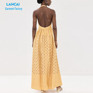 Lancai Robe portefeuille élégante sans manches à imprimé floral et boutonnée à l'avant pour femme de haute qualité - Product Image 4