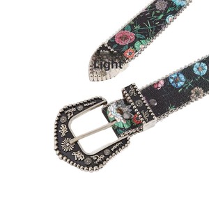 Cintura da Donna alla Moda con Motivo Floreale Bohémien Retrò, Distintiva Cintura Nera in PU dal Design Subculturale per Donne - Product Image 5