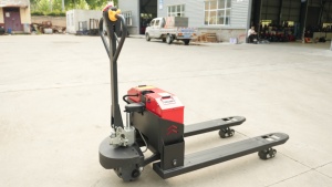 Transpalette Électrique 2 Tonnes, Batterie Plomb-Acide, Pneus Pleins, Utilisation Intérieure, Usine de Fabrication, Opération Debout - Product Image 6