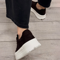 Chaussures de marche à plateforme brodées en forme de cœur de style rétro, respirantes, à semelle épaisse, confortables, absorbant les chocs, pour un usage quotidien et la rue