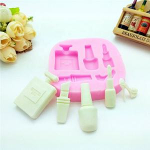 Molde de Silicona 3D para Decoración de Pasteles, Chocolate, Dulces, con Diseño de Perfume, Esmalte de Uñas, Lápiz Labial y Tacón Alto - Product Image 4