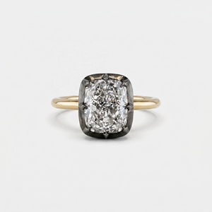 Anello Personalizzato con Diamante/Moissanite Taglio Cushion Stile Vecchia Miniera Georgiana, in Oro Massiccio 9K 14K 18K con Rodio Nero - Product Image 1