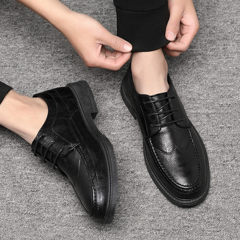 Wholesale 2025 New Fashion Design Light Men Dress Shoes