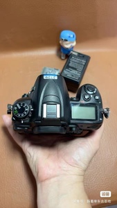Cámara DSLR Digital Profesional Nikon <span class=keywords><strong>D7000</strong></span> Original de Segunda Mano Usada con Batería y Cargador de Batería - Product Image 4