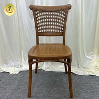 Nouvelle Arrivée Chaise de salle à manger en plastique marron empilable, style ferme moderne, pour événements, location, extérieur, parc, mariage, hôtel, écologique