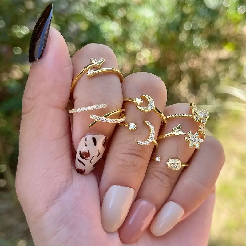 Shuohan Dainty Boho Star Rings Festival Bohemian Rings Set Beach and Vacation Summer Jewelry Knuckle Gold Stackable Open Rings