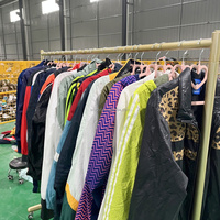 Vestes de marque de sport d'occasion marques célèbres vente en gros de vêtements d'occasion séchage rapide vente à chaud styles pour unisexe stock prix usine