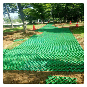 Panneaux d'égouttage <span class=keywords><strong>Grille</strong></span> de gazon en plastique Tapis de pelouse Toit de jardin Parking extérieur Conception de routes de terre Passerelle <span class=keywords><strong>Protection</strong></span> des pentes Plantation - Product Image 3