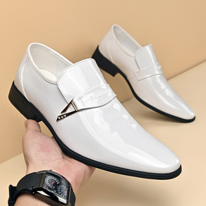 Mocassins pour hommes en cuir verni blanc, à bout pointu, respirants, chaussures de mariage, semelle extérieure en caoutchouc, doublure en microfibre - Product Image 2