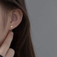 925 Sterling Silber Kleine Blumenform Vergoldete Zirkon-Ohrstecker Feiner Schmuck für Frauen Mädchen
