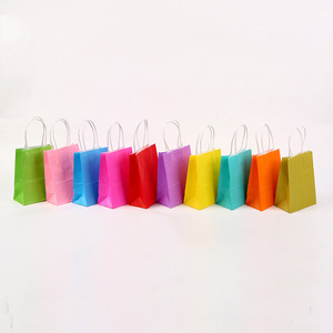 Vente en gros de sacs en papier solides <span class=keywords><strong>sac</strong></span> cadeau pour bonbons et aliments pour fête d'anniversaire <span class=keywords><strong>sac</strong></span> d'emballage en papier de cuisson pour pain et biscuits de couleur pure - Product Image 1