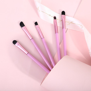 Mini Kit <span class=keywords><strong>de</strong></span> brochas <span class=keywords><strong>de</strong></span> maquillaje portátil profesional, 5 uds., Etiqueta Privada, sombra <span class=keywords><strong>de</strong></span> <span class=keywords><strong>ojos</strong></span>, delineador <span class=keywords><strong>de</strong></span> <span class=keywords><strong>ojos</strong></span>, brochas <span class=keywords><strong>para</strong></span> cejas, lápiz <span class=keywords><strong>de</strong></span> cejas <span class=keywords><strong>para</strong></span> viajes - Product Image 4