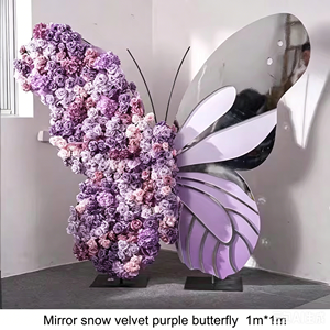 Décoration murale de fleurs artificielles en forme de papillon géant violet, faite à la main, romantique et rêveuse, pour mariage - Product Image 4