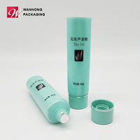Emballage en tube plastique de 30 ml et 50 ml, couleur personnalisée, avec bouchon à vis haut pour les soins cosmétiques et les trousses de toilette de voyage