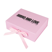 Boîte cadeau de luxe rose personnalisée en gros avec finition mate, revêtement UV, carton rigide, doublure en satin, fermeture magnétique haut de gamme