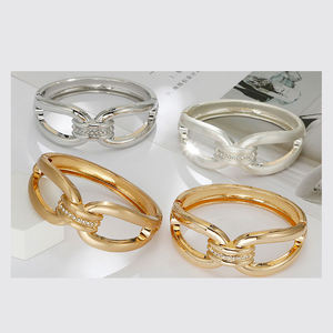 Pulsera <span class=keywords><strong>de</strong></span> aleación <span class=keywords><strong>de</strong></span> oro rosa para mujer, diseño clásico elegante, alta calidad, sin decoloración, regalo para <span class=keywords><strong>mejores</strong></span> amigos, venta al por mayor - Product Image 2