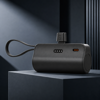 Batterie externe mini 5000 mAh avec câble intégré, chargeur portable compact, entrepôt Allemagne