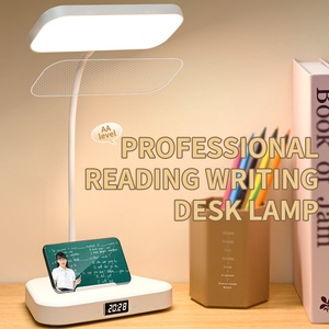 Lampe de bureau pour la protection des yeux, lampe de chevet pour chambre à coucher, petite lampe de nuit LED avec horloge - Product Image 1