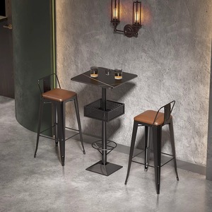 Colección de muebles de bar al por mayor, taburetes altos estilo disco con base de hierro y almacenamiento, juego de mesa de comedor a juego - Product Image 2