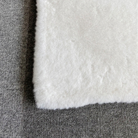 Tapis de luxe ultra doux en fausse fourrure de lapin, fabriqué à la machine, à poils bouclés, antidérapant, moderne, en polyester, couleur personnalisable, 2,2 cm, pour la maison