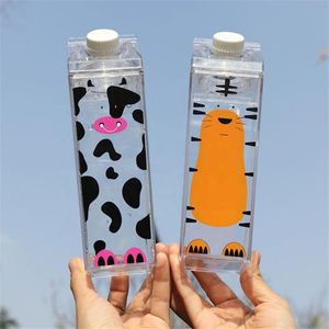 Botella de Agua de 1000 ml (34 oz) con Logotipo Personalizado OEM, Diseño Rectangular Transparente Tipo Caja de Leche, Vaso de Plástico para Fiestas - Product Image 2