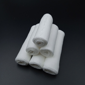 Qualité bas prix fournisseur confortable rouleau de pansement de gaze chirurgicale absorbante respirante <span class=keywords><strong>bandage</strong></span> de gaze médicale 5cm/10cm - Product Image 1