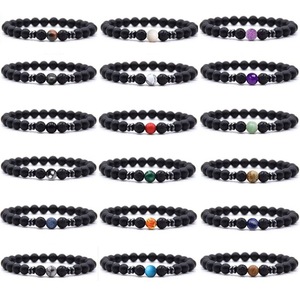 <span class=keywords><strong>Bracelet</strong></span> élastique en perles de pierre de lave volcanique naturelle de 8mm en gros diffuseur de pierres précieuses de guérison pour <span class=keywords><strong>bracelet</strong></span> à breloques à la mode - Product Image 1