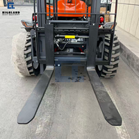 Chariot élévateur tout-terrain logistique, chariot élévateur 4x4 de 5 tonnes pour usage extérieur en entrepôt