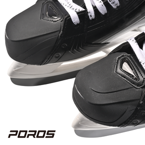 Patines de Hockey de Fibra de Carbono Poros Pro - Nivel Profesional FTI 2 FIT 3, Forma 3D, Forro Compuesto Lock-Fit, Aerofoam+ en el Tobillo - Product Image 1