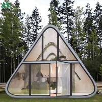 Structure en acier préfabriquée de luxe moderne en forme de triangle, panneaux sandwich écologiques, garantie 1 an, usage résidentiel