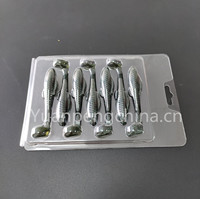 Boîte en plastique souple personnalisée pour leurres de pêche avec autocollant, boîte d'emballage pour leurres en plastique à clapet avec trou de suspension