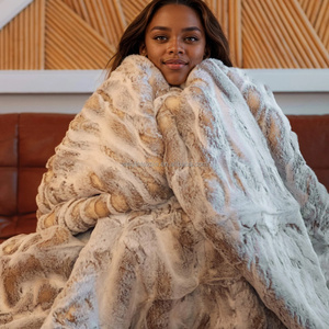 Nhà Máy Bán buôn mô hình tùy chỉnh Deluxe <span class=keywords><strong>Acrylic</strong></span> <span class=keywords><strong>Polyester</strong></span> sang trọng xù xì ấm Faux lông ném Chăn cho đi văng giường sofa - Product Image 6