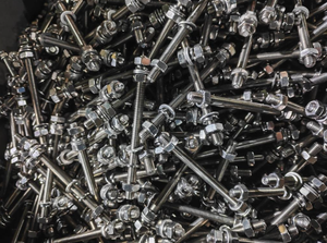 Pernos y Tuercas Hexagonales de Acero Aleado de Grado 8.8, 10.9, 12.9, Zincados, Fábrica China para Maquinaria y Ensamblaje Automotriz - Product Image 5