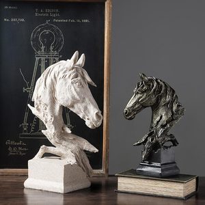 Scultura Moderna di Testa di Cavallo Dipinta a Mano, Forma Irregolare, Artigianato in Resina, Decorazione per Giardino e Casa, Regalo Aziendale - Product Image 2