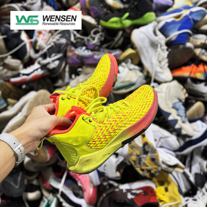 Suministro directo <span class=keywords><strong>de</strong></span> fábrica Barato Reino Unido Zapatos <span class=keywords><strong>de</strong></span> segunda mano Stock <span class=keywords><strong>Baloncesto</strong></span> Zapatillas <span class=keywords><strong>de</strong></span> deporte <span class=keywords><strong>de</strong></span> marca internacional Zapatos usados en pacas - Product Image 4