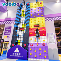 Mur d'escalade intérieur commercial personnalisé pour enfants, thème Pixel Cube, équipement interactif avec minuteur pour centre commercial et parc d'attractions