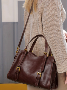 New Fashion Designer Crossbody Bags High Quality Genuine <b>Leather</b> Shoulder Messenger Bag Casual Totes Women Handbags and <b>Purses</b> - Product Image 4