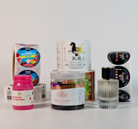 Étiquettes adhésives personnalisées en vinyle imperméable, imprimées à chaud en feuille d'or, pour emballages cosmétiques, autocollants en feuille, rouleau de logos colorés