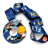 Médailles Métalliques Personnalisées 3D avec Design Chat Astronaute Coulissant et Mobile, Médaille en Émail Souple avec Ruban Imprimé Personnalisé pour Course Virtuelle Amusante