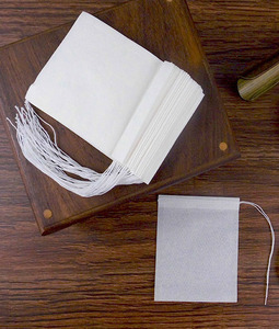 Sachet en papier biodégradable en pâte de bois avec infuseur à thé, cordon de serrage robuste, sûr et efficace pour le thé en vrac et le café - Product Image 2