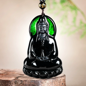 Collier pendentif en jade émeraude naturel, statue de Bouddha Guanyin, vase simple en jade, pendentif vert émeraude - Product Image 2