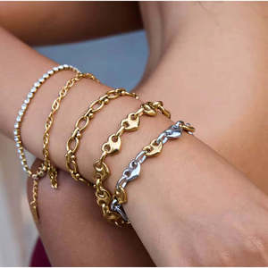 Heart Shape Stainless Steel Necklace And <b>Bracelet</b> <b>Set</b> 18k Gold Plated Clavicle Chain Unisex Everyday Wear Jewelry - Product Image 3