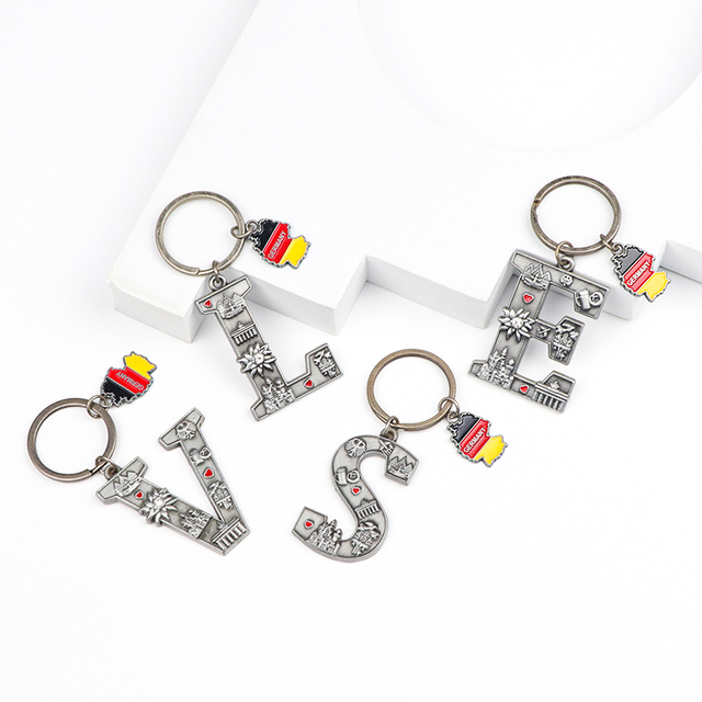 Custom Germany Souvenirs Zinc Alloy Metal Personalized Logo Alphabet Letter Initial Keychain