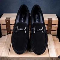 الرجال حذاء كاجوال ضوء المتسكعون الشباب أحذية الرجال موضة الأحذية الرجال أحذية رياضية من الجلد الأسود قارب الجلود الذكور اللباس الأحذية